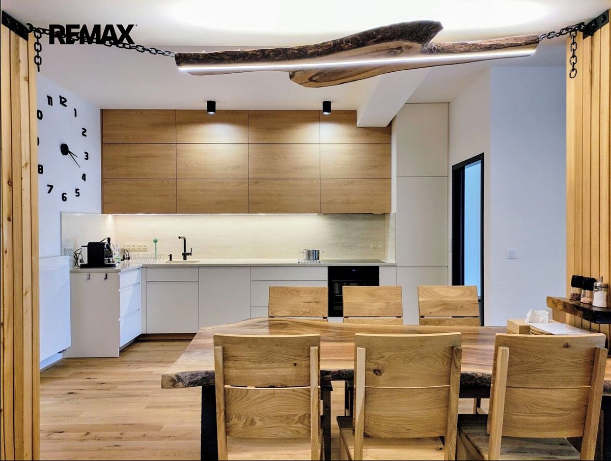 Pronájem bytu 2+kk 72 m²